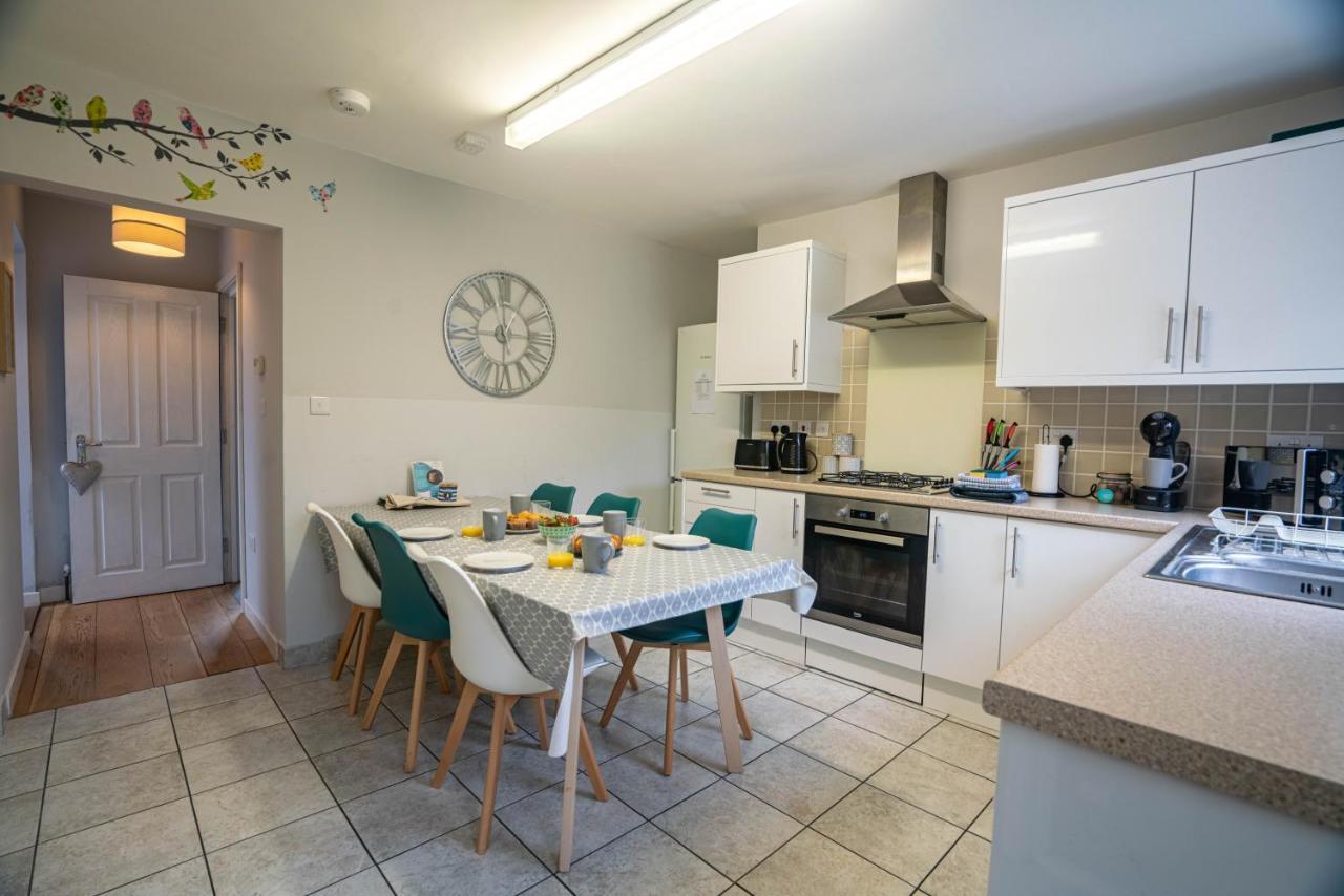 The Becket - Three Bedroom City Centre House With Parking Canterbury Exterior foto